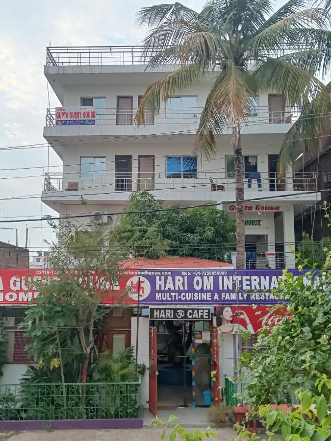 The Gupta Guest House Bodhgaya Bagian luar foto